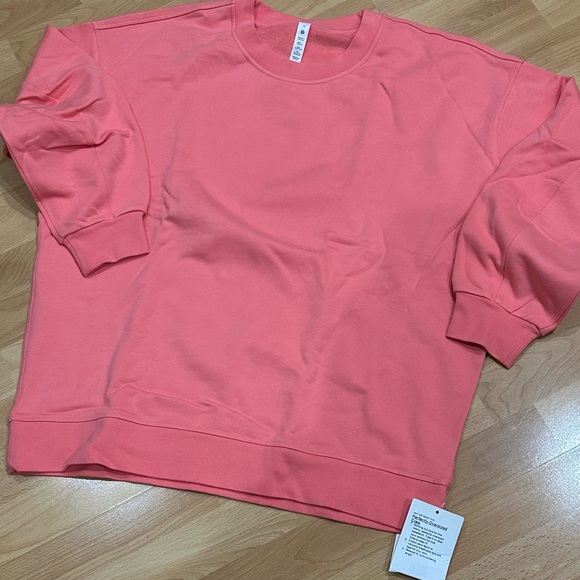 Brand New Lululemon Perfectly Oversized Crew - Picture 1 of 8